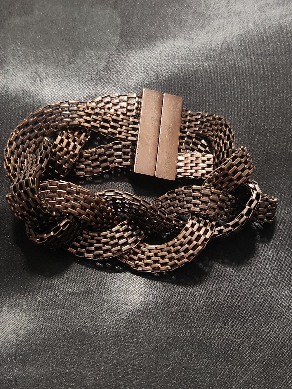 ​Vintage Style Bronze Tone Woven Mesh Magnetic Clasp Bracelet Statement Cuff